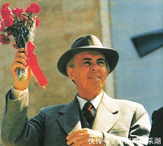 家人|我国帮助很大的欧洲小国元首,执政41年,为何其家人结局很惨?