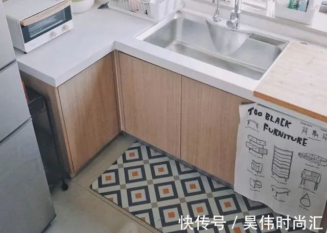 布置|同样是小厨房,瞧瞧人家会布置的,我怎么就没想到呢?