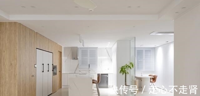 别致|99㎡的家境界不一般，入户造景美得移不开眼，把家布置得别致雅观