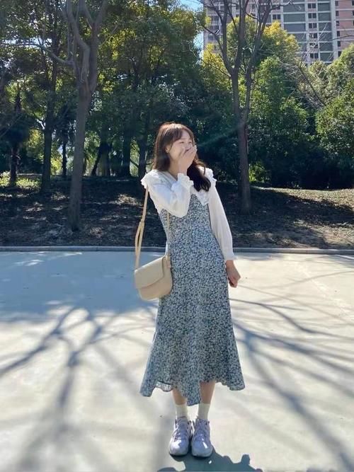 圆脸女生,穿搭要学会“扬长避短”,这几个窍门值得一试