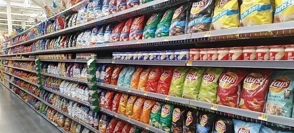 大叔|5种暴露年龄的糖果,吃过2种的还是小哥哥,全吃过的该叫大叔了