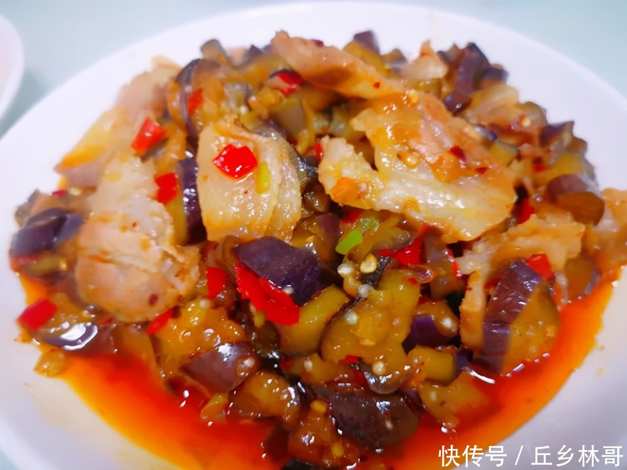 吃了半辈子茄子,还是这个做法最好吃,味道超正宗,饭店都吃不到