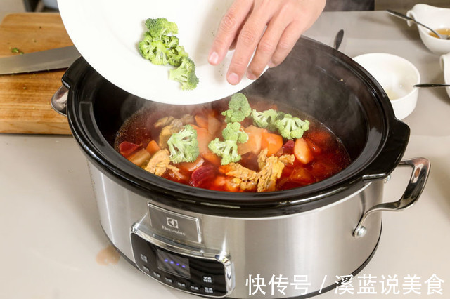老婆为了减肥，天天做3道菜，一个月下来瘦了30斤