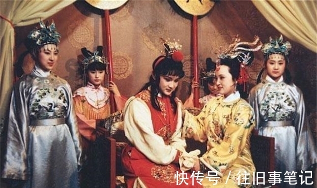 宝玉!红楼梦:难怪元春会被封妃,看贾宝玉与北静王暗中做了什么好事?