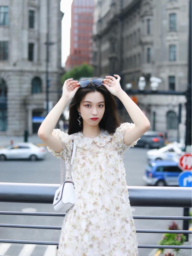 为什么有的女生素颜比化妆还好看?