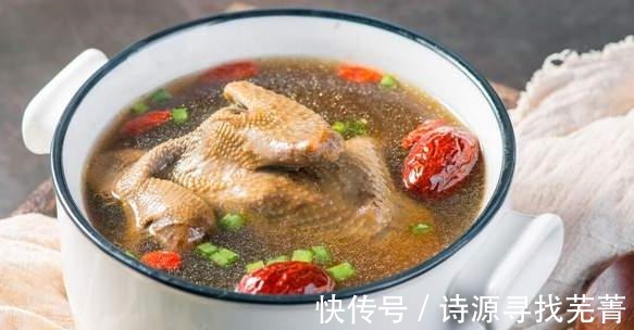 炖鸽子汤|鸽子炖汤前要不要焯水对老板多说一句,肉嫩汤鲜,营养更盛!
