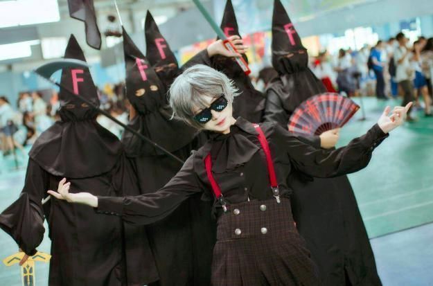 漫展|换件衣服后就说是Cos?实锤了,Cos圈这么乱的源头就是她们了?