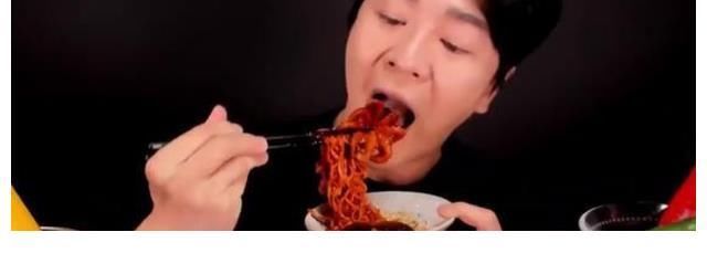 家长|家长给娃低价买“蛋糕边角料”遭群嘲:贫穷的父母养出自卑的孩子