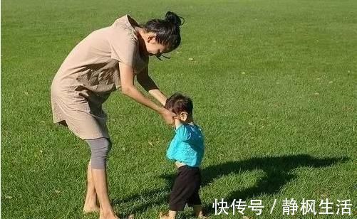 麻花腿|外国孩子腿又长又直,国内孩子腿却比不了,可能和这几个习惯相关