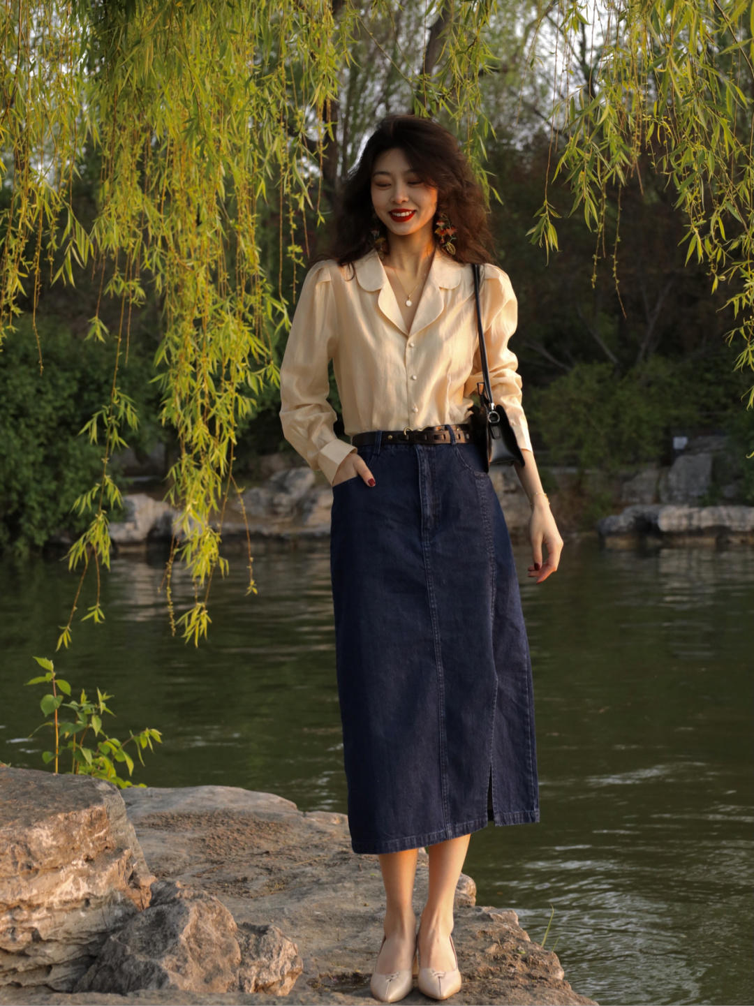 港风女郎|想要穿出七八十年代的氛围感,跟着这样搭就对了!