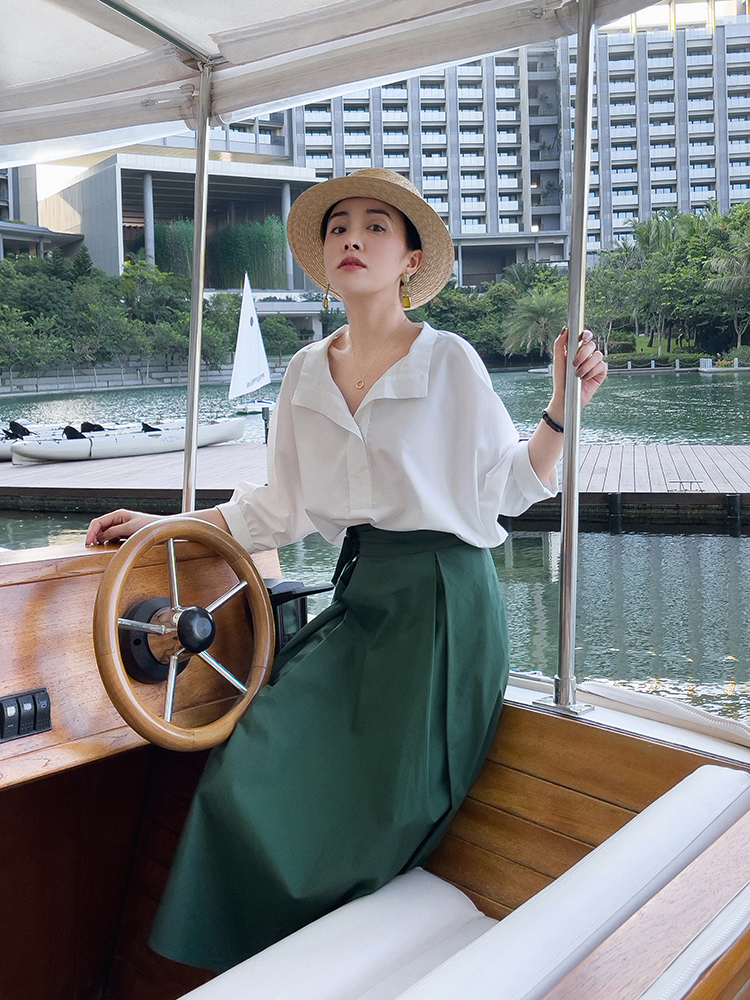 衣服|夏季，想要穿出气质轻熟风，25岁到35岁照着穿这几套，减龄优雅
