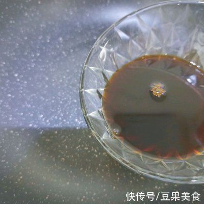 米醋|#舌尖上的端午#清脆爽口的腌莴笋