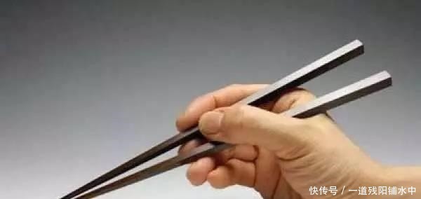 古人发明筷子有何用真正用途你知道吗,学者现在的用法都不对!