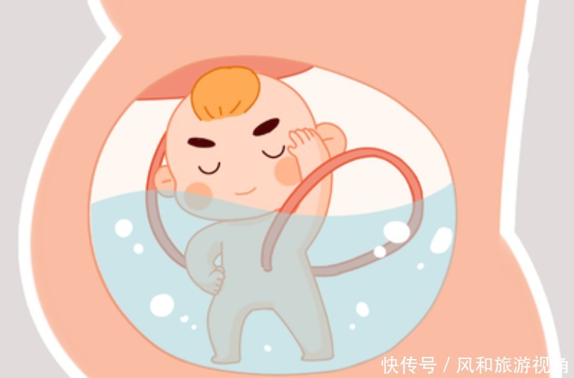 心疼|宝宝想给爸爸搓澡被拒绝，一看工具，妈妈表示心疼爸爸