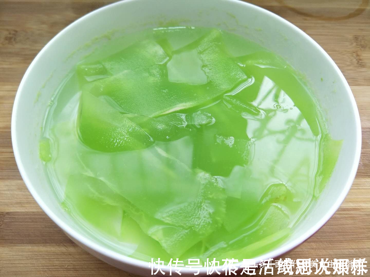 每次家里来客人，下酒菜都少不了它，可不是图便宜，是真好吃！