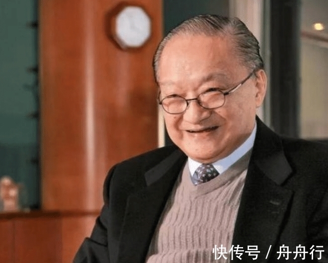 杨过#小龙女是怎么死的?金庸不敢明说,却借灭绝师太的话,道出真相