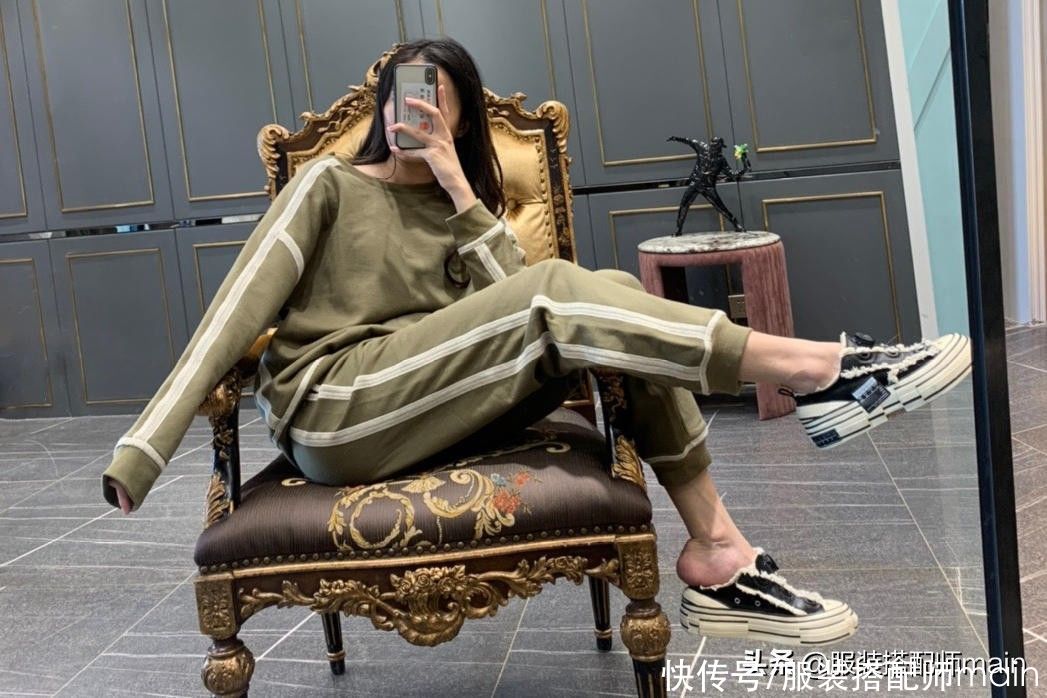 早春穿搭不必犯难，看韩国小姐姐的示范，简单时髦显气质