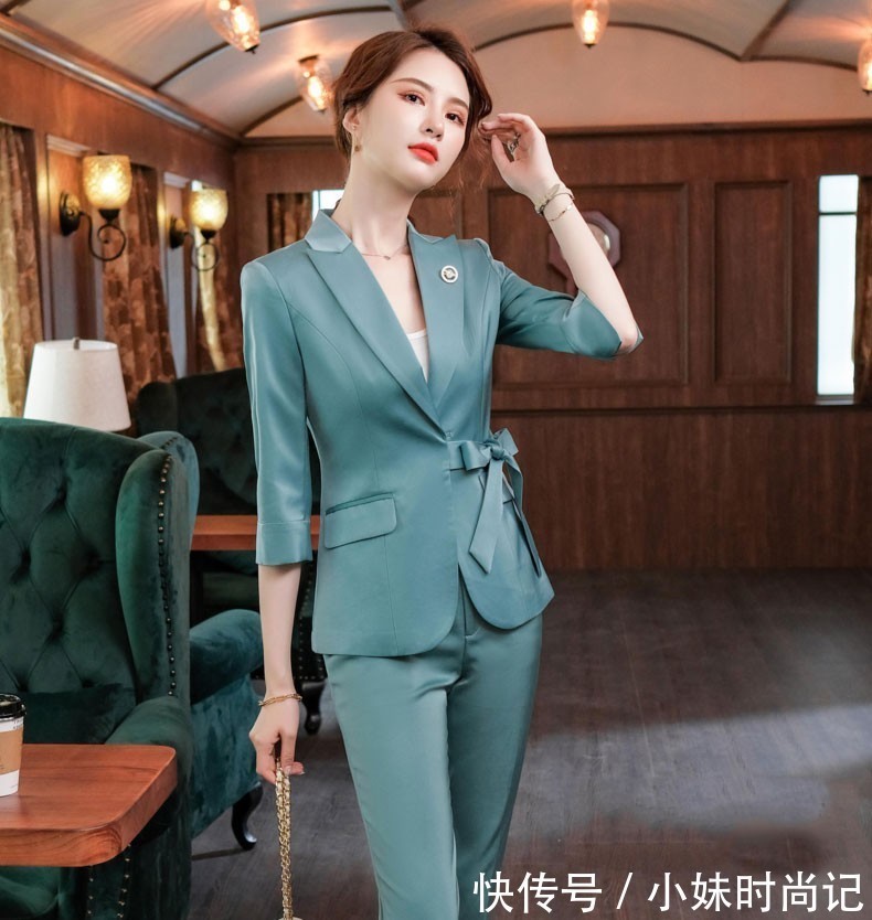 灵魂|OL穿搭不只有轻熟风,年轻有活力才是打工人的核心灵魂