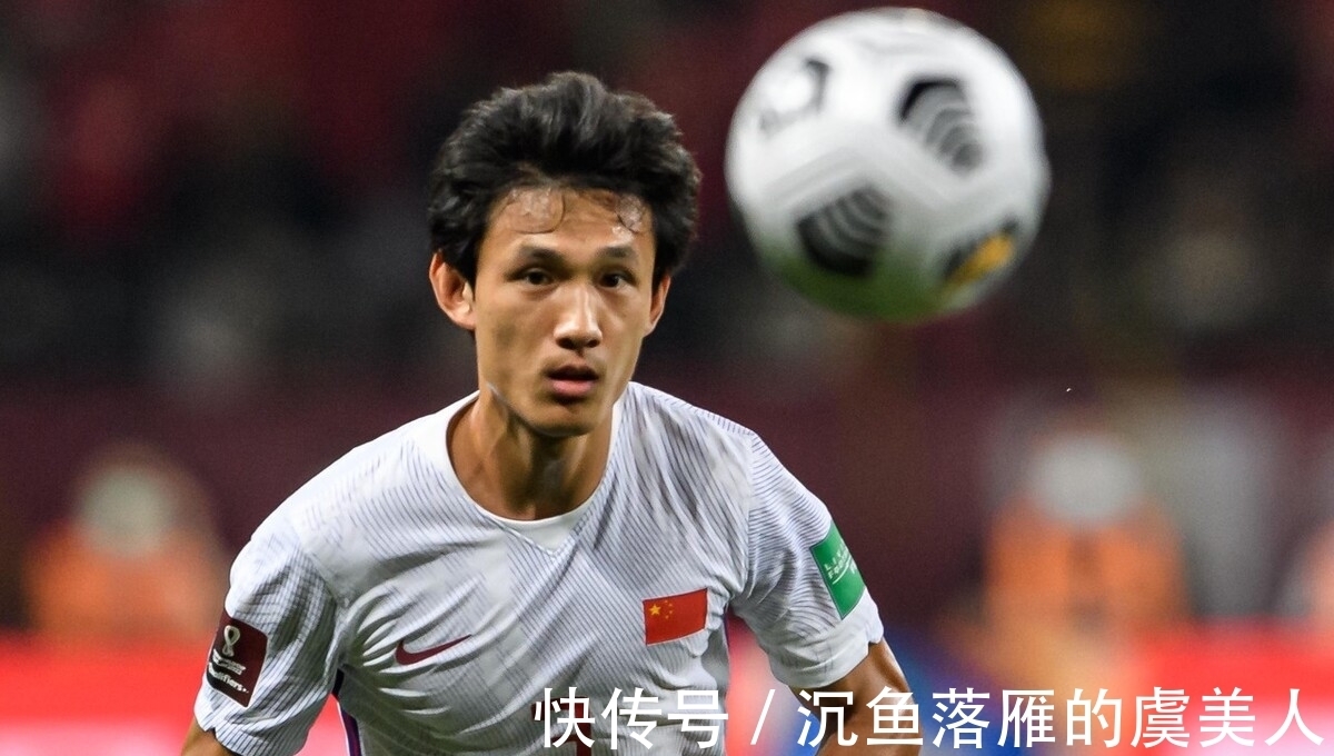 国足|再见王燊超,再见李磊!12强赛李铁将迎来强援,彻底解决边路问题