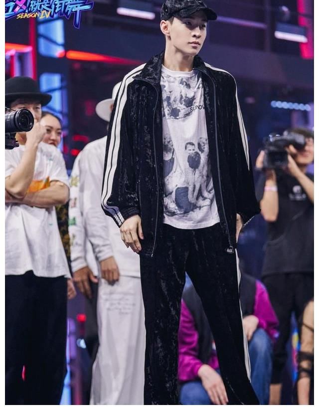 舞蹈|四位隊(duì)長高燃瞬間：王一博解鎖多類型舞蹈！張藝興說不要小看我們