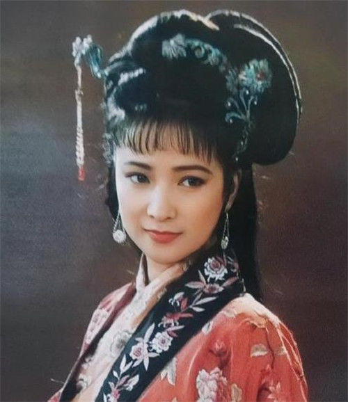 少林俗家弟子#她是唯一演全四大名著的人,因太美在车站被发掘,今57岁依然很美