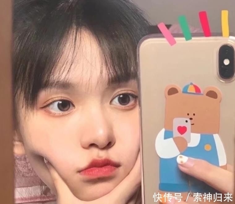 女生想要养出“干净脸”,建议睡前做这4件事,皮肤白皙更水嫩