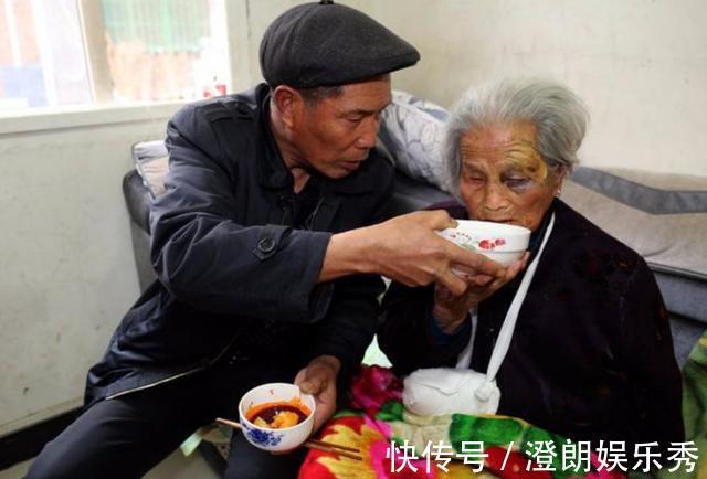 长寿老人|太长寿的老人,对子女来说是好是坏?这3个现实问题不容忽视