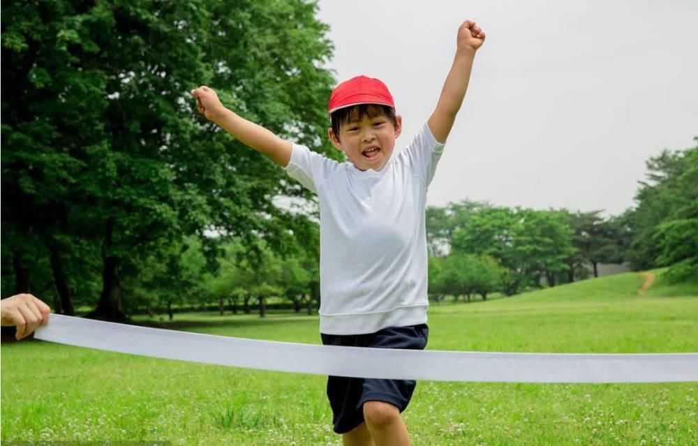 孩子|都知道多锻炼能长高，用错方法很难长高，这3项运动“毁身高”