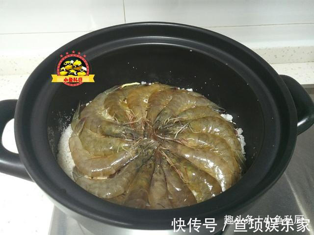 大虾|大虾，水一煮鲜味全跑了，老渔民教你一招，虾肉鲜嫩可口不腥不柴