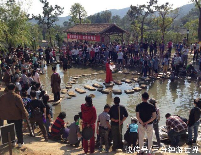 中国最豪气的景区，不仅不用门票，还给游客们“送钱”