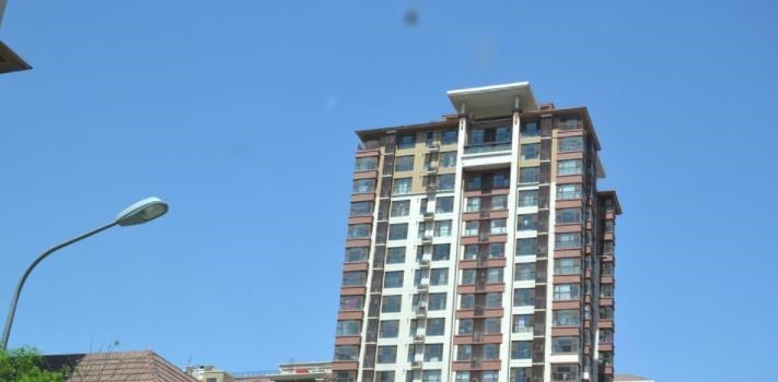 小城市|房子买来25年不住、不租、也不卖,到底图啥看完明白了