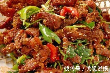 经典下饭菜，此菜为荤菜，色泽美观，味道鲜香美味，上桌秒光