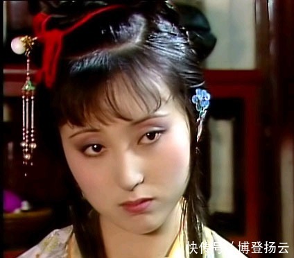 小雪|黛玉为何对小雪雁指桑骂槐?她犯了两个错误,触犯底线