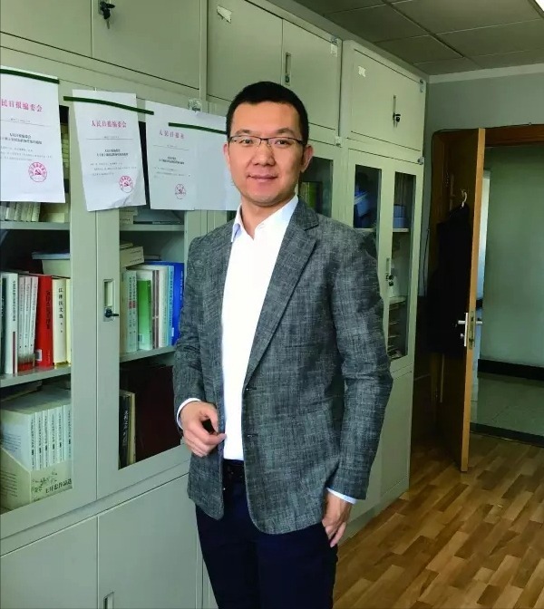 国际部|胡锡进退休倒计时，接替人选正在公示，网友：希望老胡兑现承诺