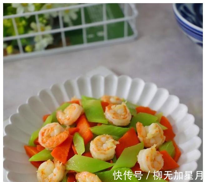 莴笋|炒莴笋时,别直接下锅,多加一步,莴笋脆嫩爽口不变色,入味好吃!