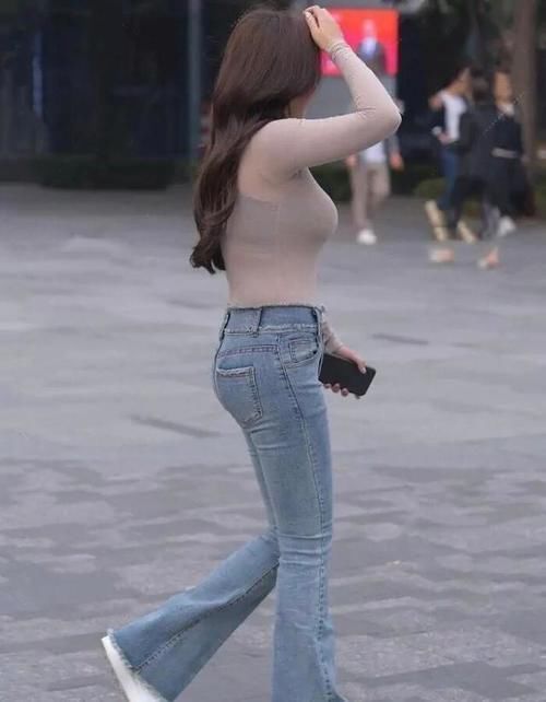 毛衣 靓丽有型的打底裤,舒适又显气质,大气自然!!