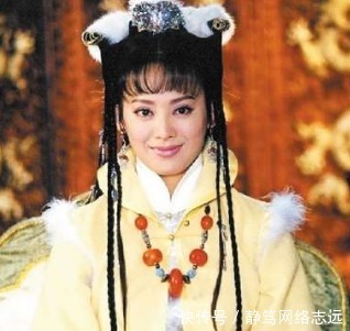 地位|清后宫史上第一个被抬旗的妃子，生前仅为庶妃，最后却能成为太后