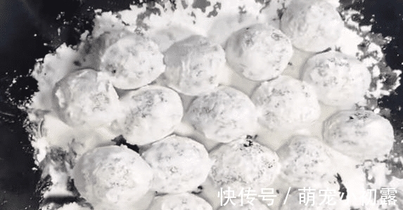 吃面包不如吃它，我家最近常做，软绵绵，甜丝丝，比面包好吃多了