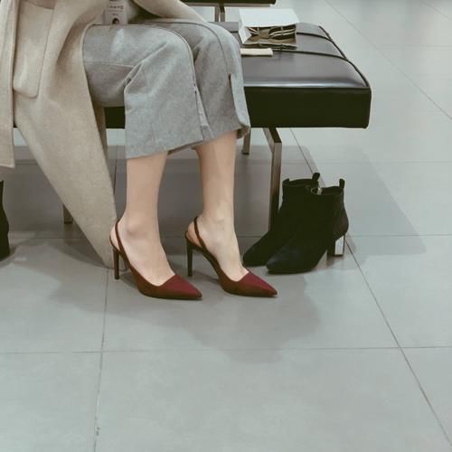 烂大街的小CK：我靠着实惠与设计感变身万千女性的心头好