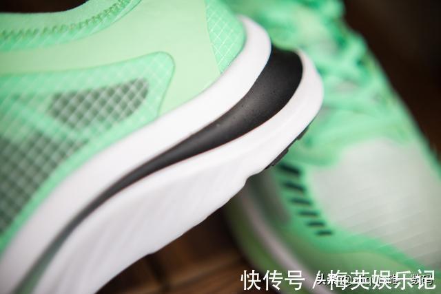 跑步 和Nike、阿迪说再见，国产黑科技超轻跑鞋竟不到200g
