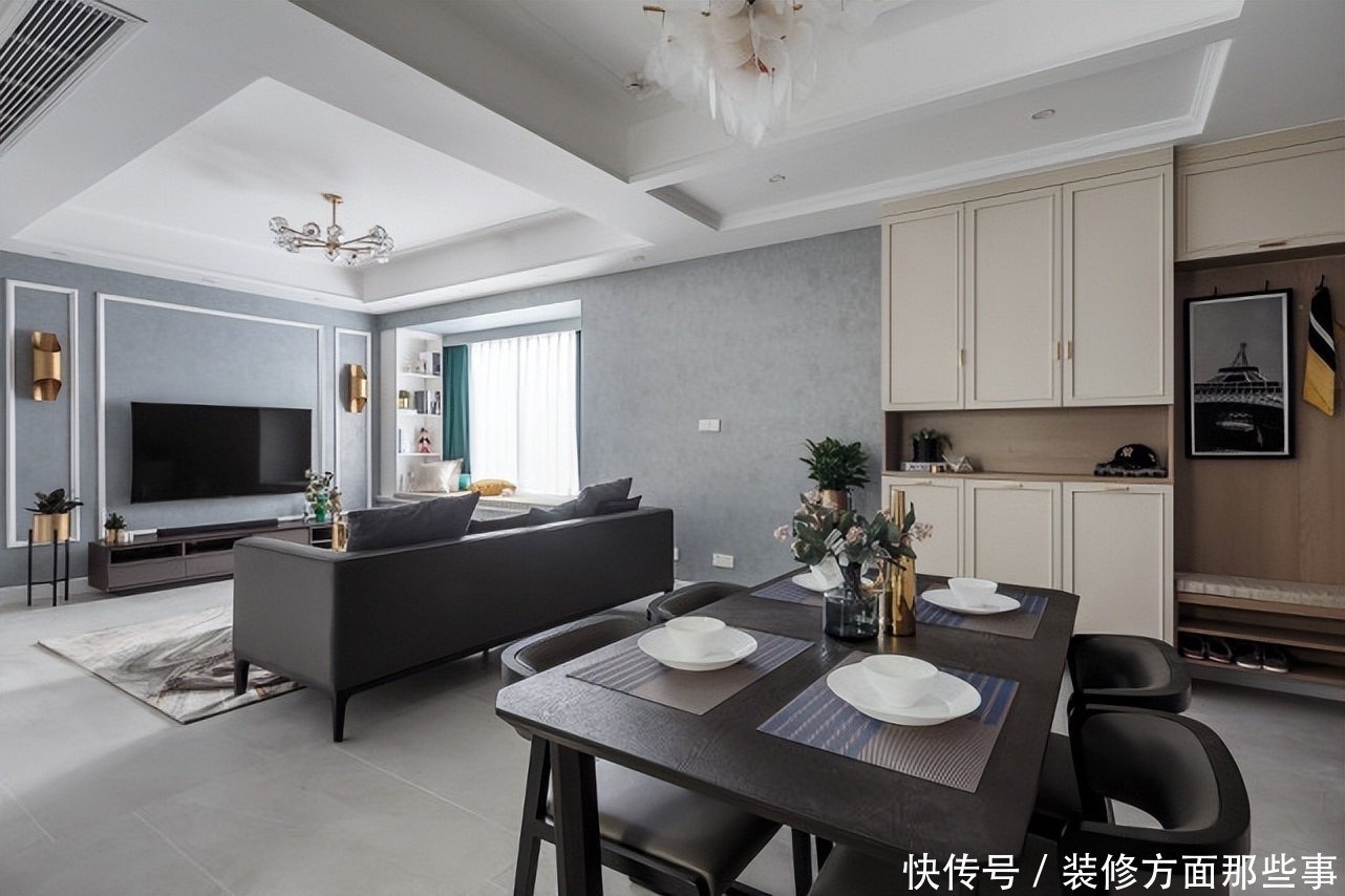 窗帘|129平绿色窗帘与灰色构成强烈的对比,香槟金的搭配有奢华情调