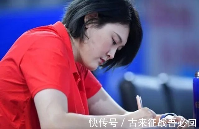 陈忠|女排主攻被誉为郎平第二,一记扣杀打晕日本主力,退役任三个要职