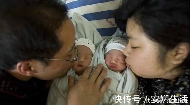 喝牛奶|双胞胎妈妈让姐姐喝牛奶,妹妹喝豆浆,一年后的差距太明显了