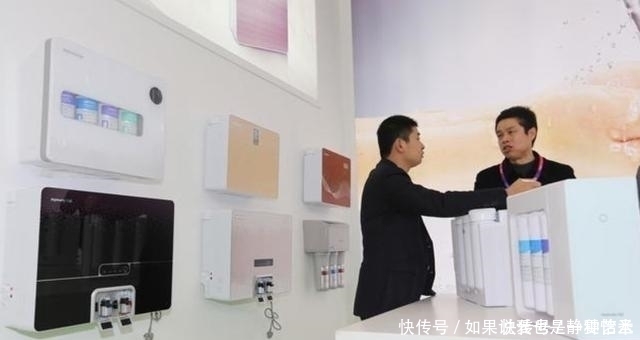 净水器|央视曝光“毒水”,看着干净但金属超标,很多父母还坚持让孩子喝