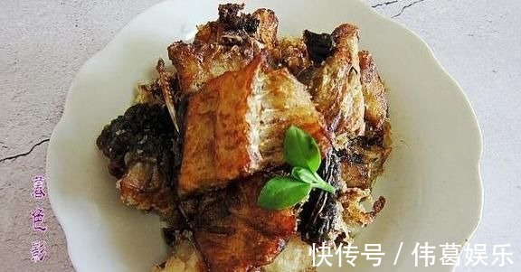 老两口的简餐,荤素巧搭配,吃到撑得慌,网友;怎么连皮都吃了