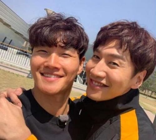 比海|李光洙曝曾介绍亲妹给金钟国遭拒绝？透露她长胡子：不想变亲家