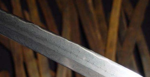 排行榜!三大绝世宝刀排行榜,中国有两把上榜,一刀能破30层甲