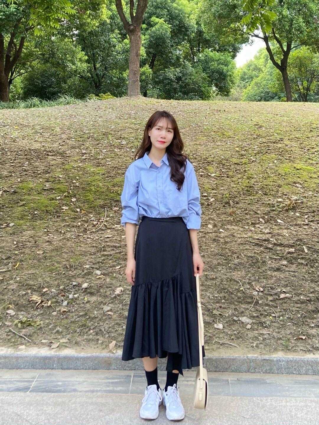 秋天|衬衫这样穿很耐看,学会这几个搭配技巧,提升气质还减龄