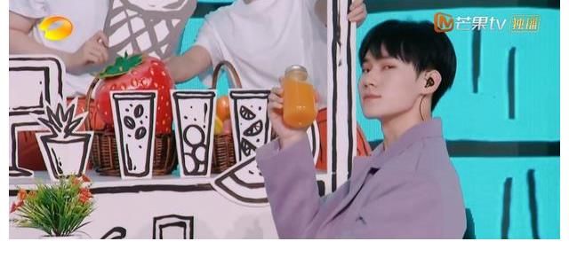 丁程鑫|夏日已过,仍觉丁程鑫等4位少年,他们的美食串烧歌,真可口