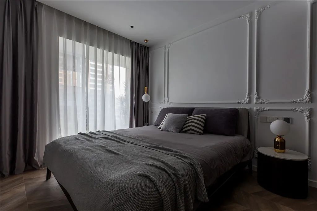 空间|130㎡现代简雅,极简无主灯的空间,简欧线条装饰,独特高级